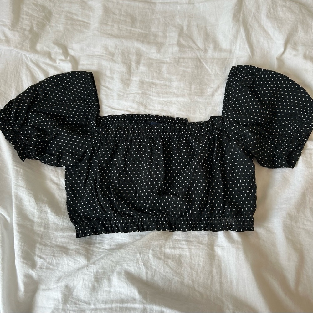 Brandy Melville cropped polka dot top